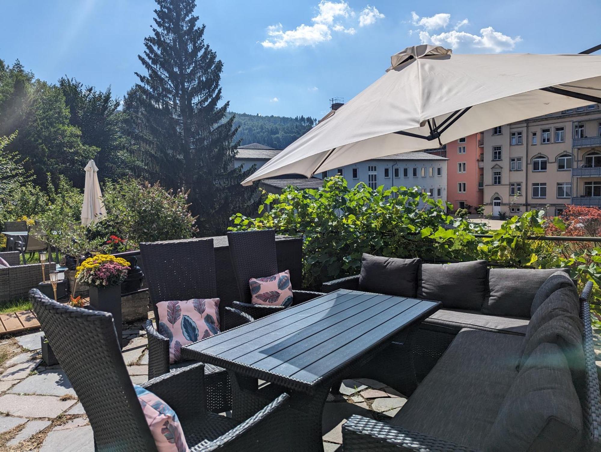 Gemütliche Urlaubsoase mit Pool, Sauna&Terrasse - UO Sebnitz Exterior foto