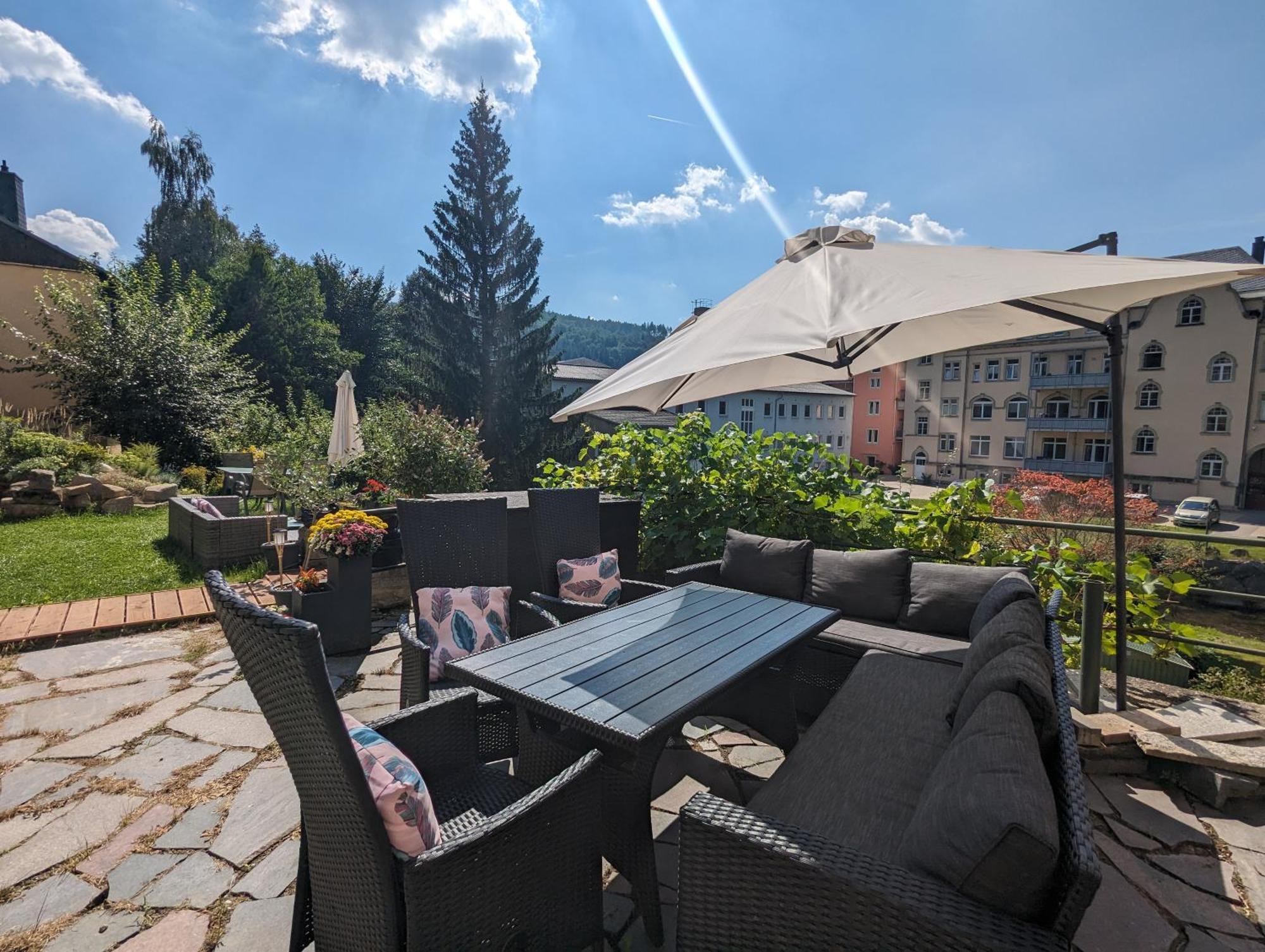 Gemütliche Urlaubsoase mit Pool, Sauna&Terrasse - UO Sebnitz Exterior foto