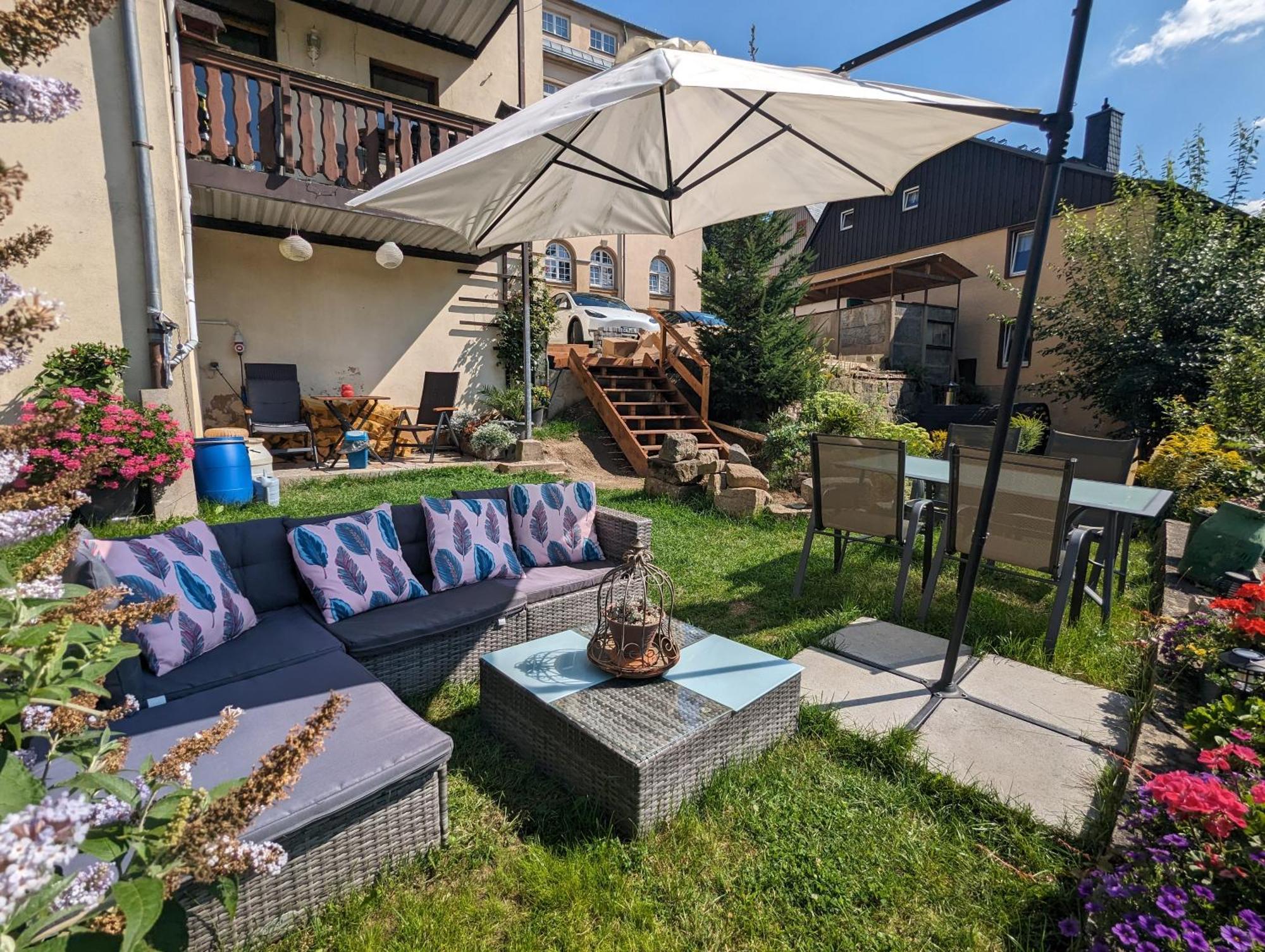 Gemütliche Urlaubsoase mit Pool, Sauna&Terrasse - UO Sebnitz Exterior foto